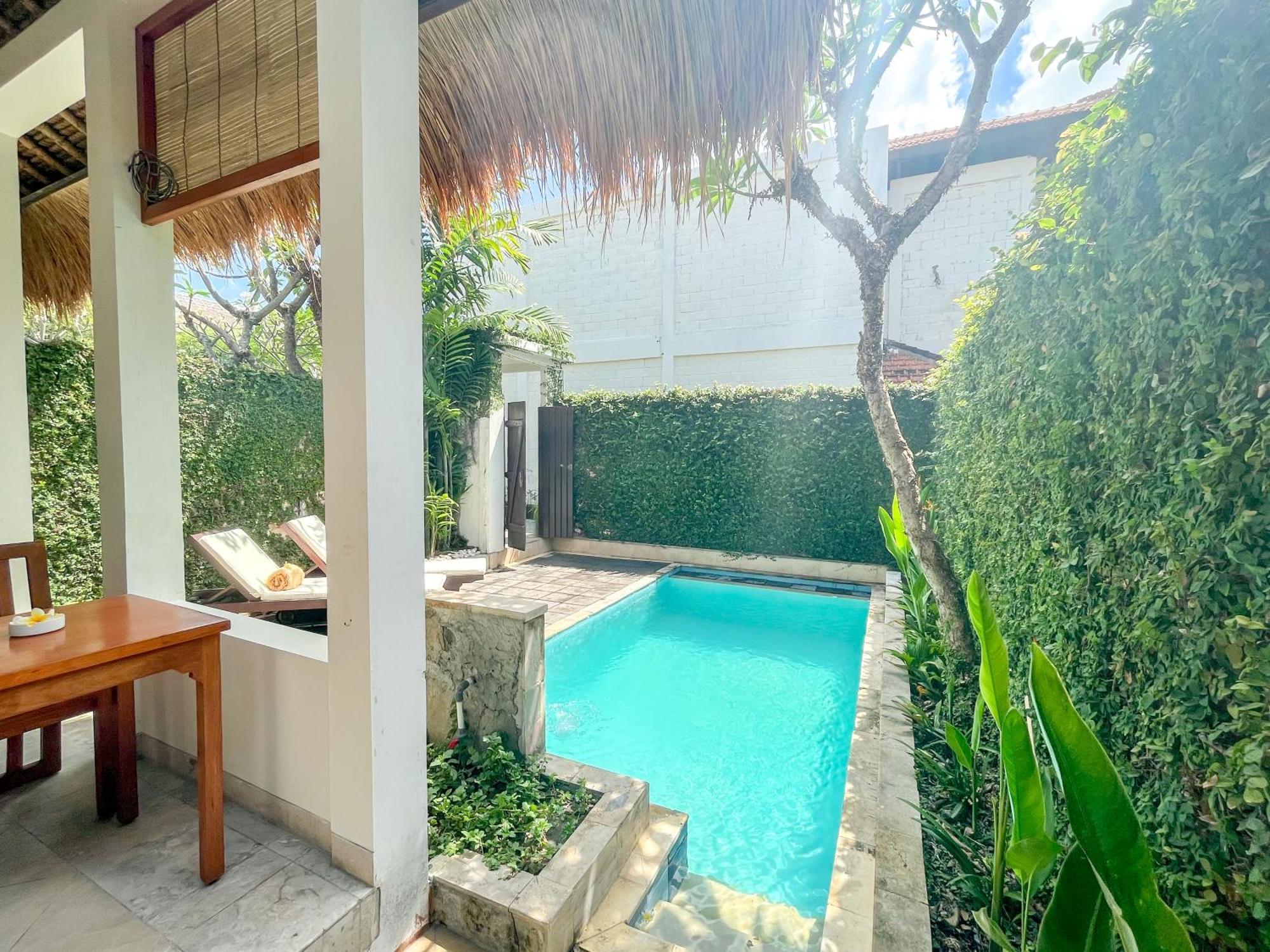 होटल The Lagoon Bali Pool And 3*